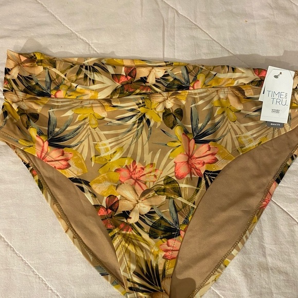Time and Tru High Waist Bikini Bottom 1X (16W-18W) (FR) - Picture 11 of 11